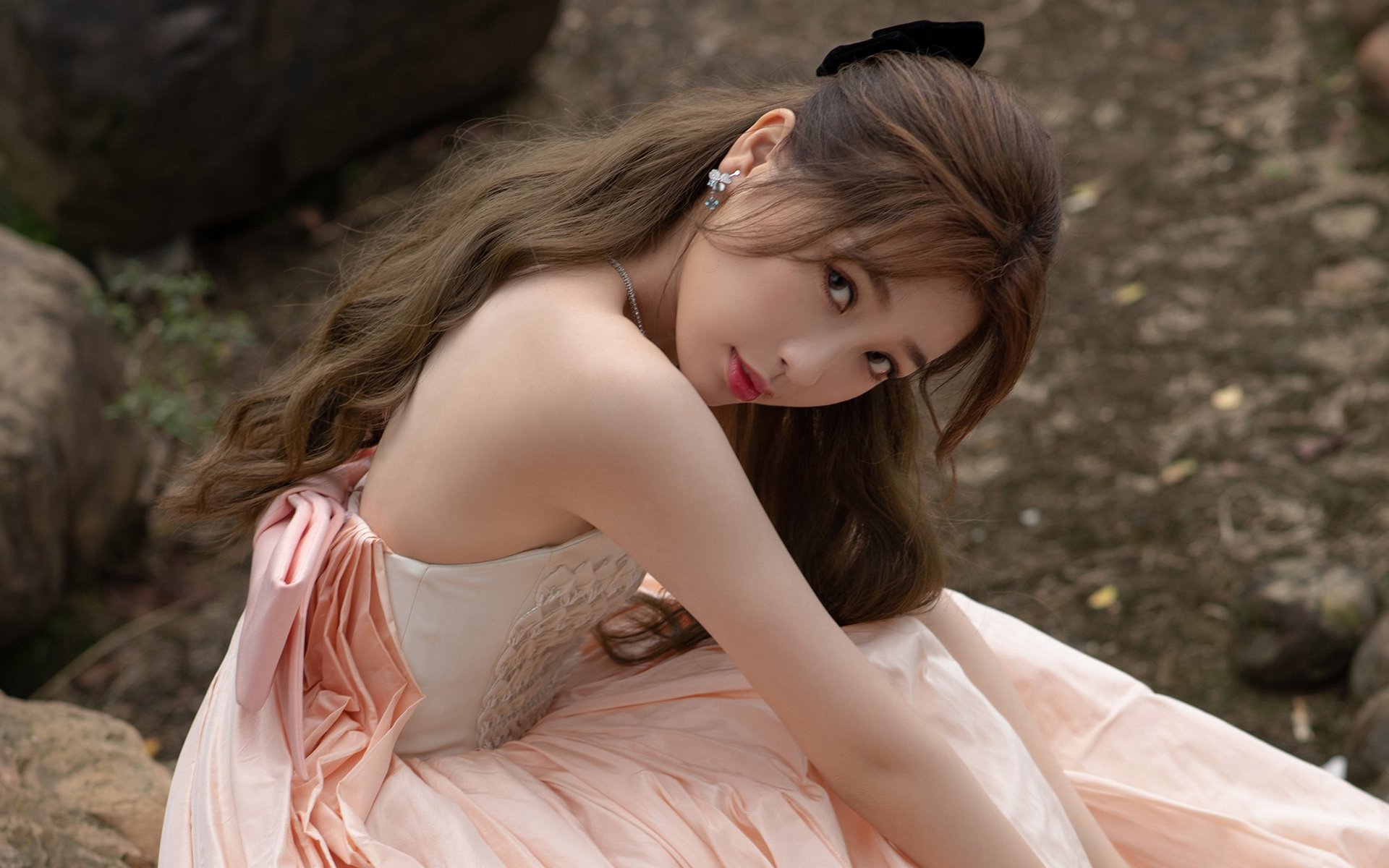 “中国女足在亚洲杯中夺冠,迎来新巅峰”,中国女足亚洲杯冠军